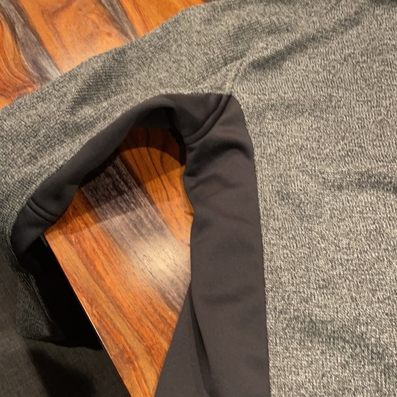 Spyder Sweater Charcoal &Black size L & L/S - Picture 5 of 11